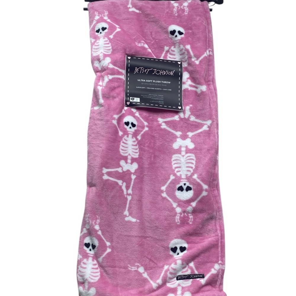BETSEY JOHNSON Ultra Soft Pink Skeleton Plush Throw/Blanket